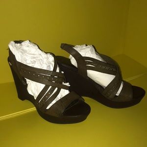 Madison Women’s platform ( military green )